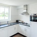 Alk 8-2 By Interhome